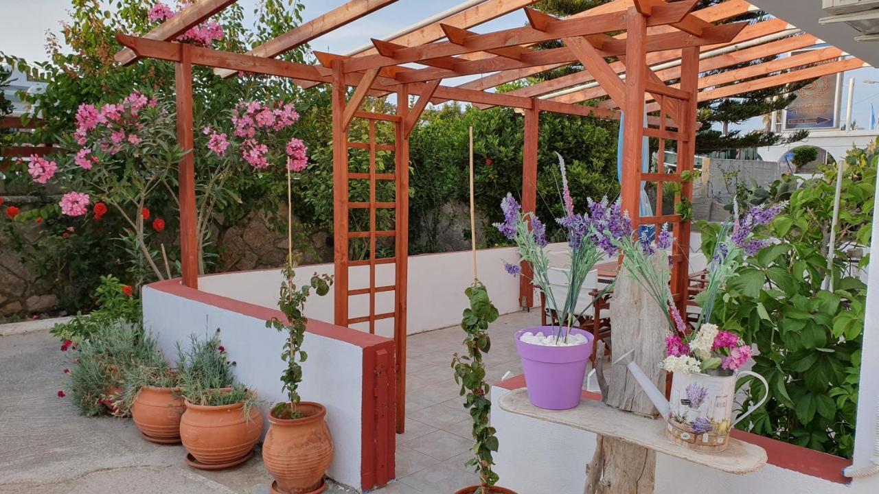 Irene Studios Kefalos  Luaran gambar