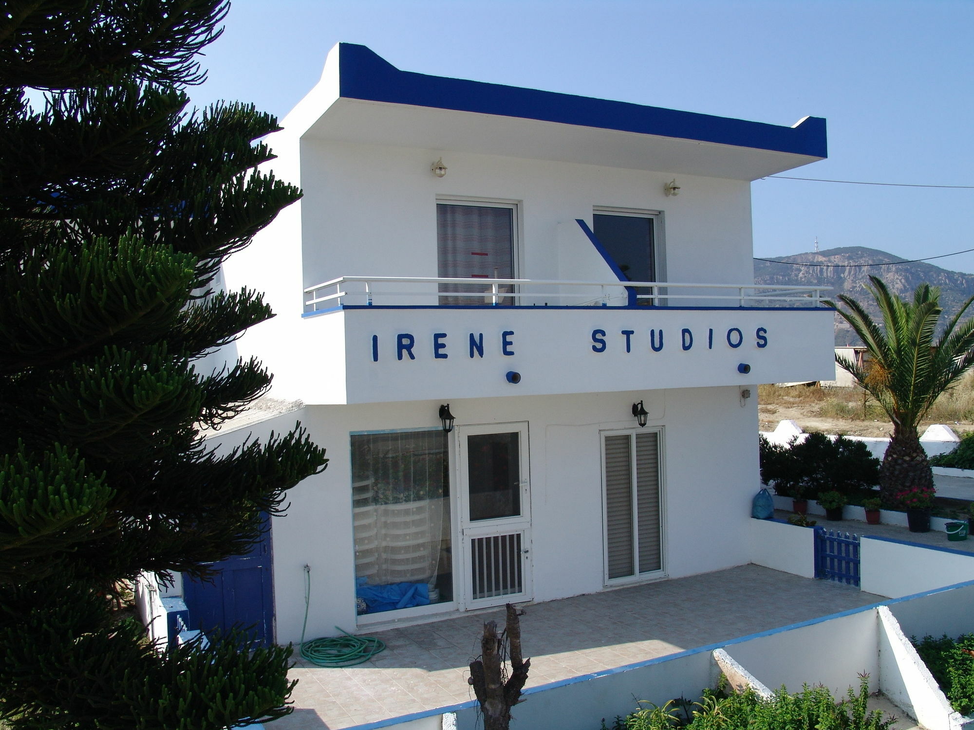 Irene Studios Kefalos  Luaran gambar