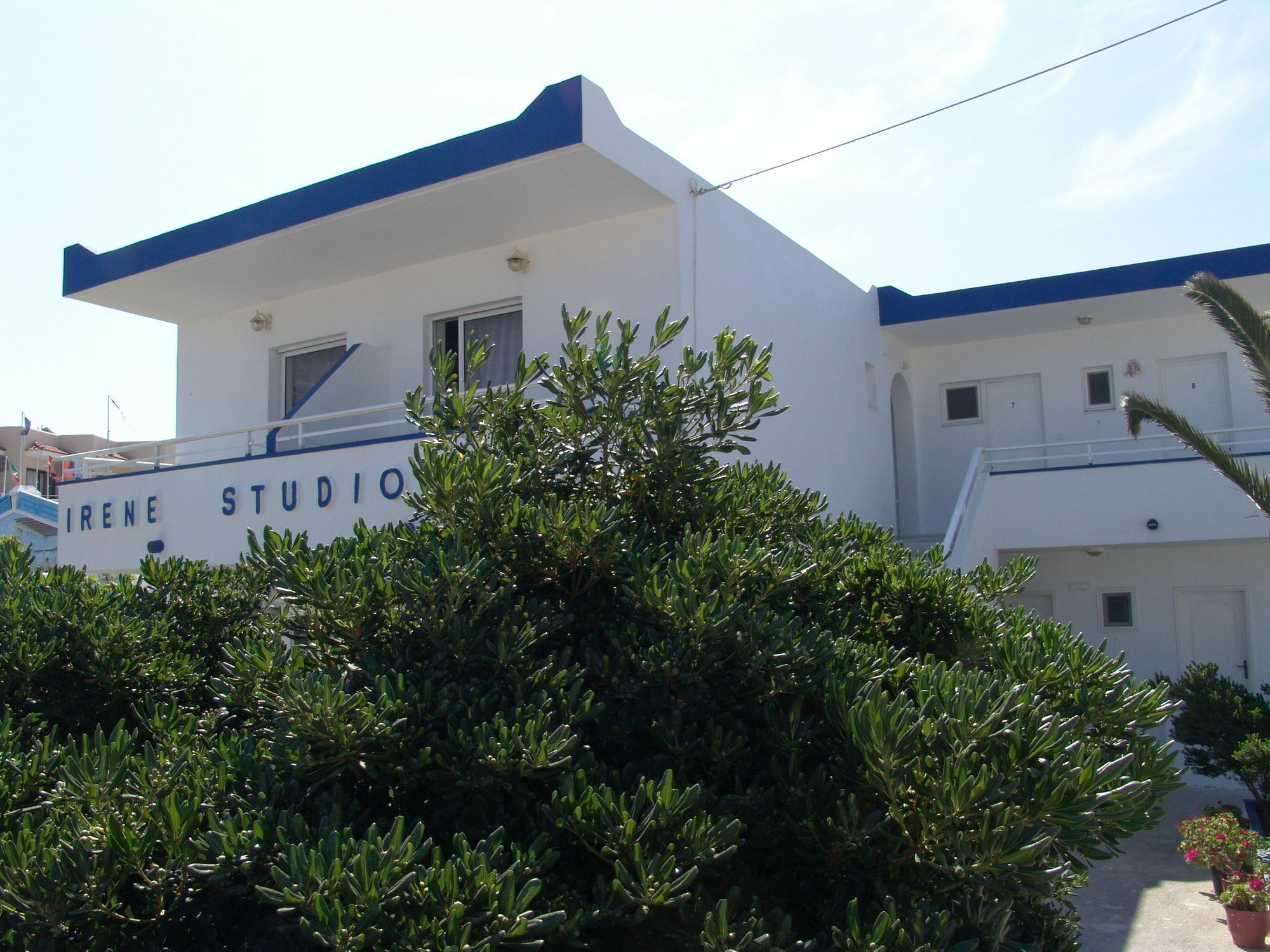 Irene Studios Kefalos  Luaran gambar